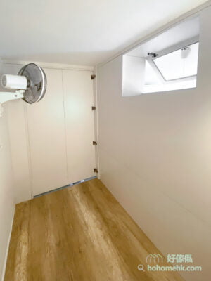客廳櫃連保姆房, 內有通風窗、抽氣扇及電風扇，保持房間通風