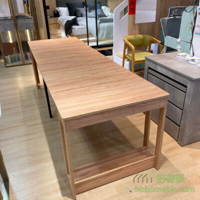 Physical picture: Victoria wood grain soft, many guests received the telescopic table are praised the color is easy to contrast.