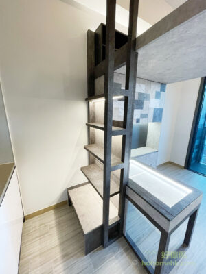 為了節省空間，閣樓不用樓梯櫃而採用爬梯上落