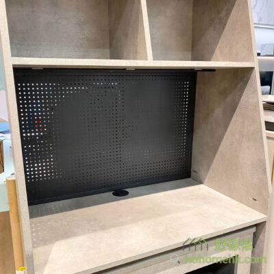 The 0.9-meter-high cabinet can be equipped with black perforated panels for +$500. With different perforated panel accessories, such as hooks, laminates, and magnet stickers, you can make good use of the facade space and increase storage.