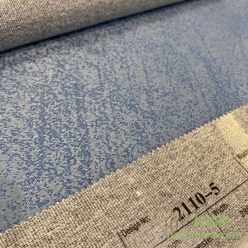 納米菱形格全遮光窗簾2110-5號色布料近距特寫，布面菱形格紋清晰可見，標籤顯示2110-5編號及布幅
