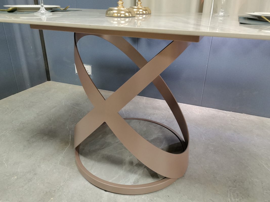 工廠實拍：Samson岩板雙環餐桌 (長枱版本)，1600mm長x900mm寬，如需長枱版本請向客服同事查詢。