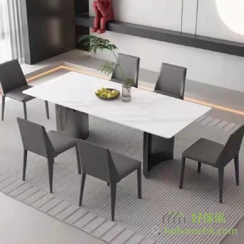 長方形設計，簡約大氣：餐桌採用長方形設計，線條簡潔流暢，彰顯現代簡約風格。表面光滑柔和，觸感舒適，讓每一次用餐都成為一種享受。