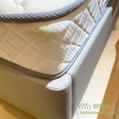 The bed frame and the bed box are the same height, the mattress can be directly placed on the bed frame and the bed box, there is no bed pocket design, super saving, changing the sheets is also very convenient, and the bed is not afraid of kicking.