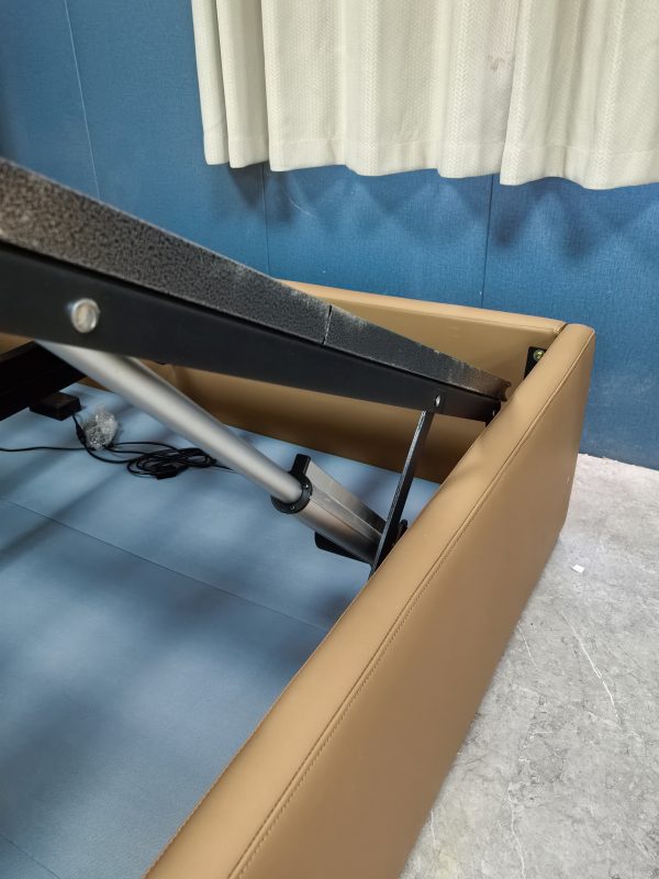 床頭款式: B68、色號: 中華-08、左側揭式電動款油壓床