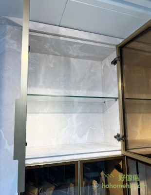 Glass door wardrobe with glass laminate, cabinet body selection of extremely soft stone plate, showing elegant light luxury.