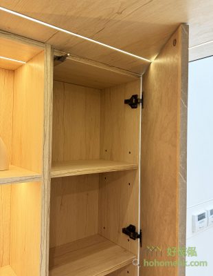 In addition to the door panel to do dark oblique pumping, you can also do a shell type cabinet door, the same is not installed handle practice.