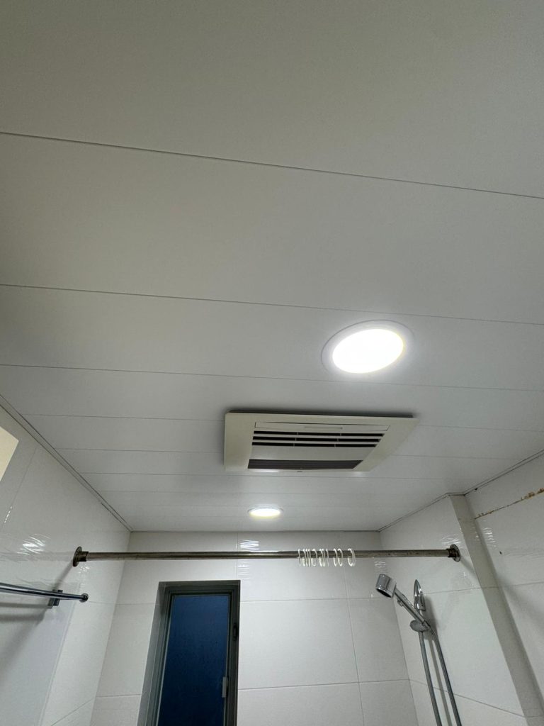 【長沙灣碧海藍天】廁所鋁質假天花工程