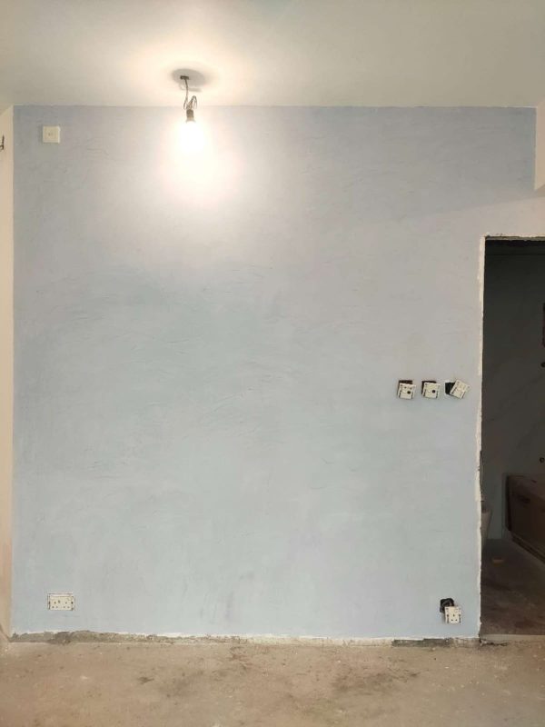 想簡簡單單做一幅特色牆或背景牆在餐枱旁邊？或者鋼琴或電視機後面？可以試試用油漆做藝術牆，我們選用立邦藝術漆，可以做出不同的紋理效果，精緻得來又不會太浮誇，就算屋企是日系或簡約風都襯得到！好傢俬門市有不同的藝術漆樣板，可以參考一下哪款風格最適合你啦！