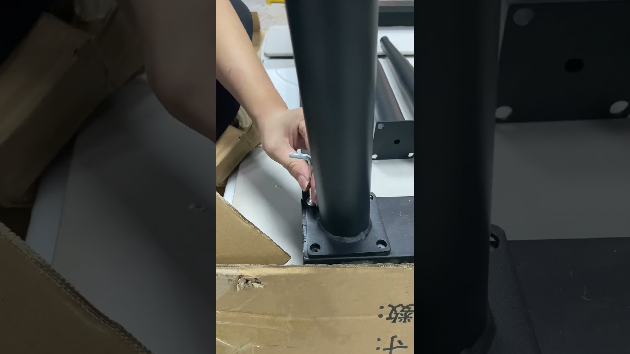【安裝視頻】Tia岩板伸縮餐枱 | 成品傢私 | 餐枱 | 伸縮餐枱 | 好傢俬 Hohomehk：影片真實縮圖